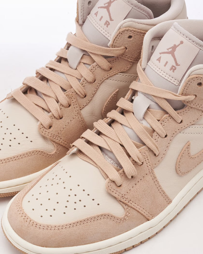 Jordan 1 Mid Legend Light Brown