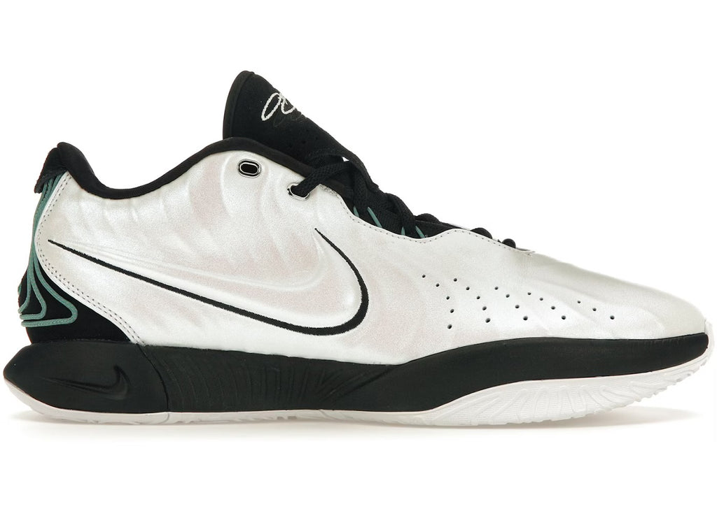 Nike Lebron XXI Black White